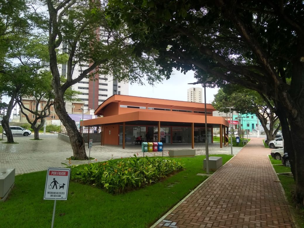 Praça das Flores